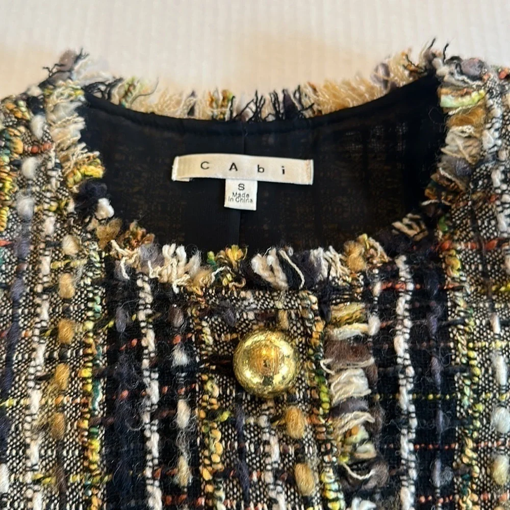 CAbi quarter length frayed 30%wool jacket multicolored in small w gold buttons - Picture 2 of 12